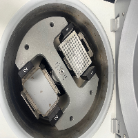 Hettich Universal 320 Centrifuge image 1